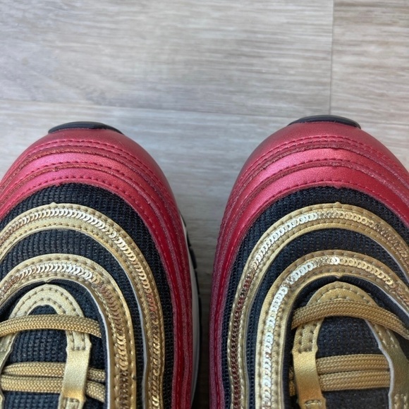 NIKE WOMENS AIR MAX 97 RED METALLIC GOLD SEQUIN SIZE 7.5 - Picture 13 of 13